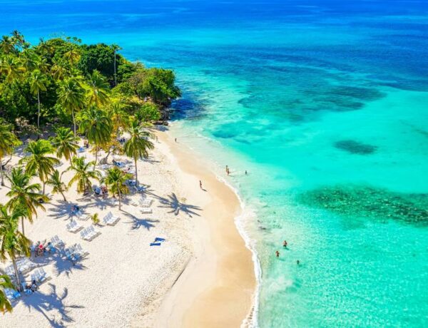 Organización Mundial del Turismo destaca condiciones para invertir en República Dominicana