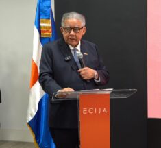 Despedida de Juan Bolívar Díaz como embajador dominicano en España